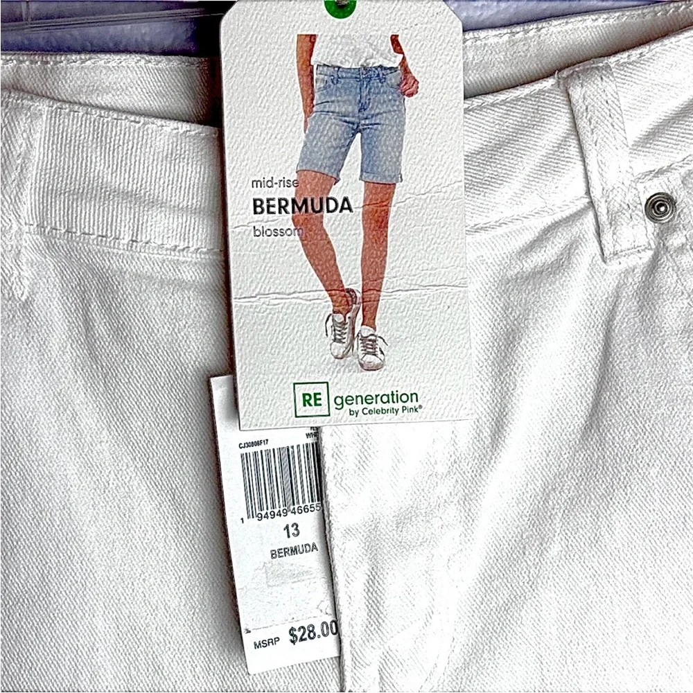 NWOT Celebrity Pink Cuffed White Bermuda Blossom Shorts RE Generation Mid Rise